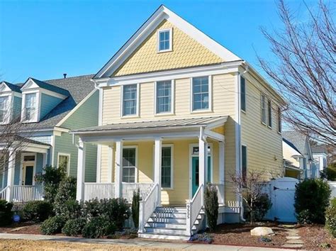 10 King St, Norfolk MA, is a Single Family home that contains 2167 sq ft and was built in 1957.It contains 3 bedrooms and 2 bathrooms.This home last sold for $650,000 in February 2024. The Zestimate for this Single Family is $636,000, which has decreased by $7,145 in the last 30 days.The Rent Zestimate for this Single Family is $2,100/mo, which …